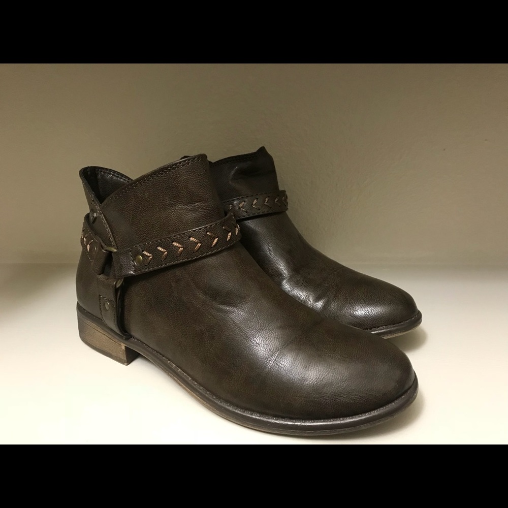 Olive/Brown Roxy Ankle Booties - Picture 2 of 3
